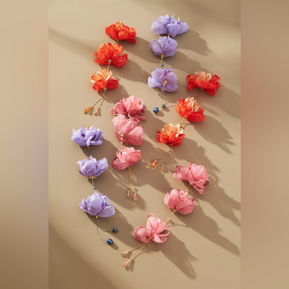 NWT Triple Flower Earrings - Picture 3 of 3